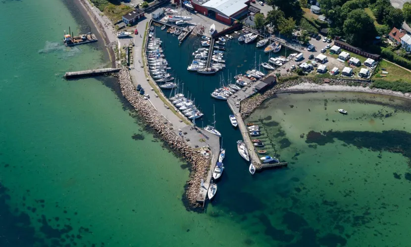 Humlebæk Havn