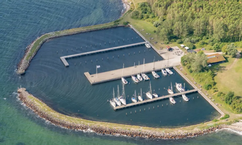 Vejrø Havn