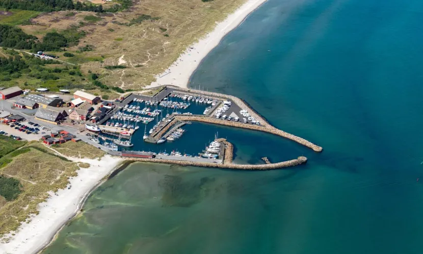 Ålbæk Havn