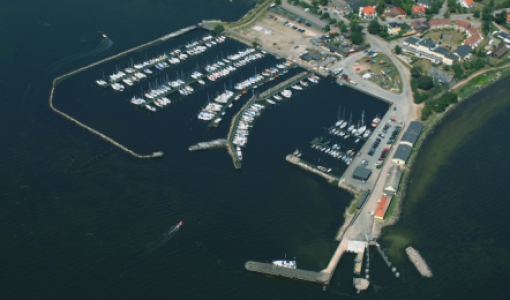 Luftfoto af Kalvehave Havn