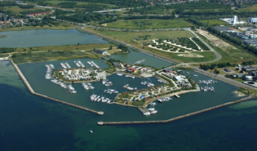 Luftfoto af Brøndby Havn