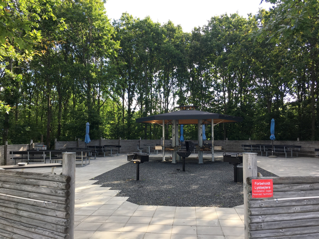 soenderborg-lystbaadehavn-grill-2_0.jpg Sønderborg Lystbådehavn