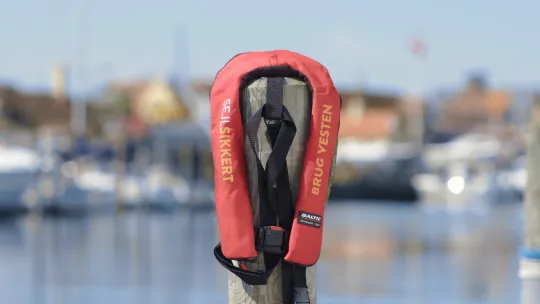 tjek vest
